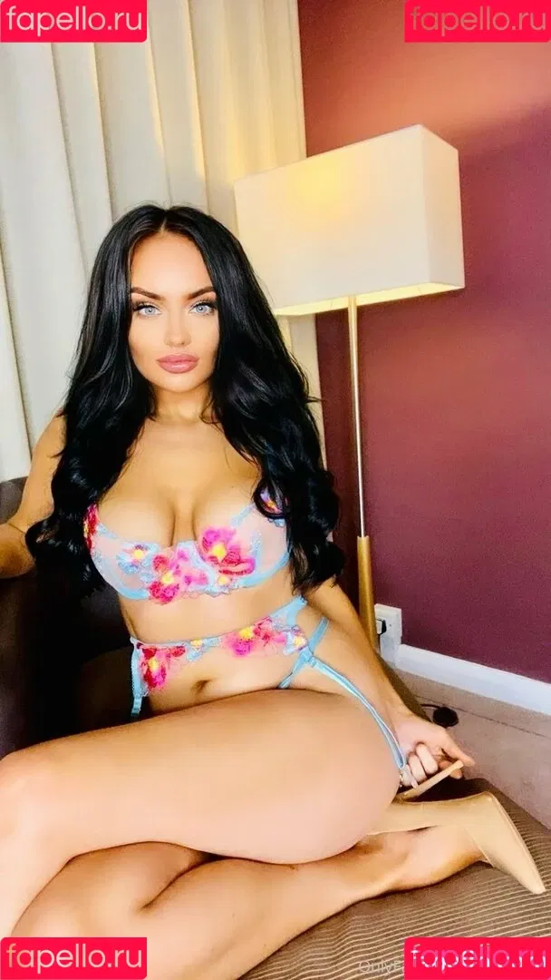 clarajanex Onlyfans Photo Gallery 
