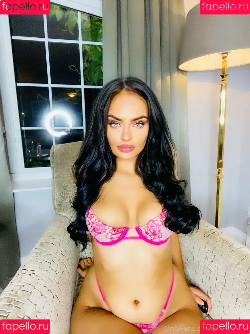 clarajanex Onlyfans Photo Gallery 