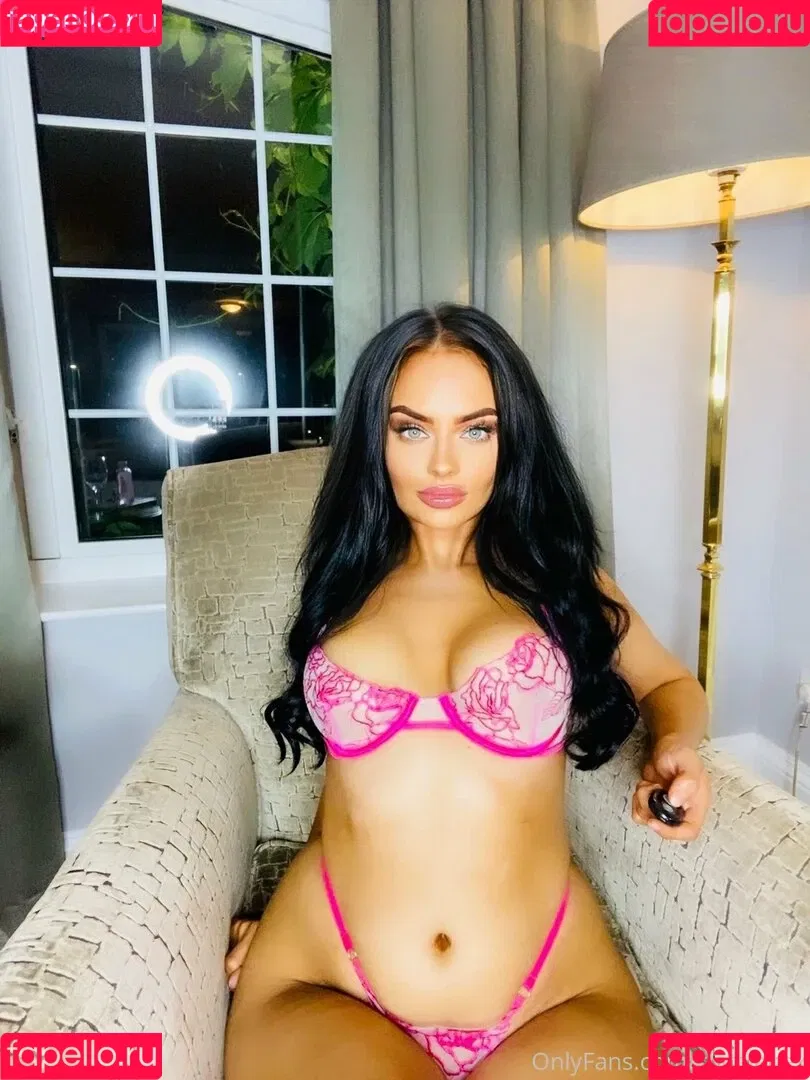 clarajanex Onlyfans Photo Gallery 