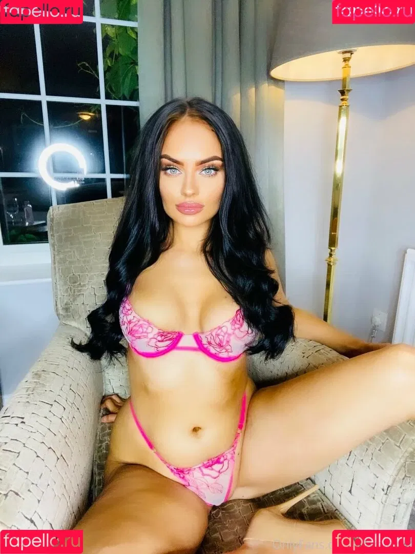 clarajanex Onlyfans Photo Gallery 