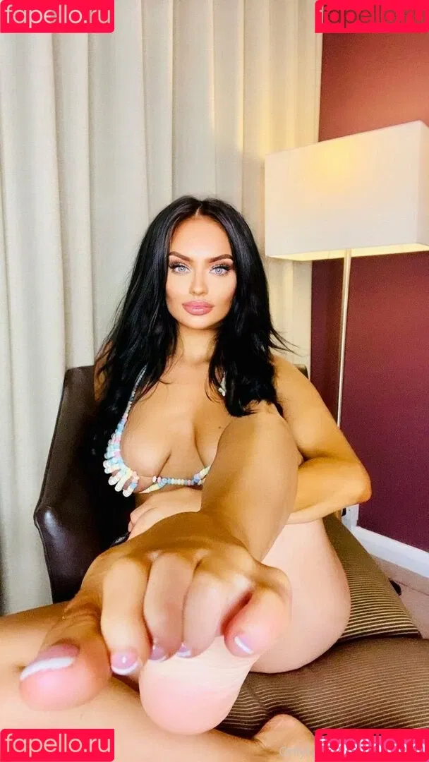 clarajanex Onlyfans Photo Gallery 