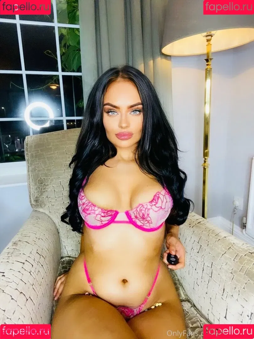 clarajanex Onlyfans Photo Gallery 