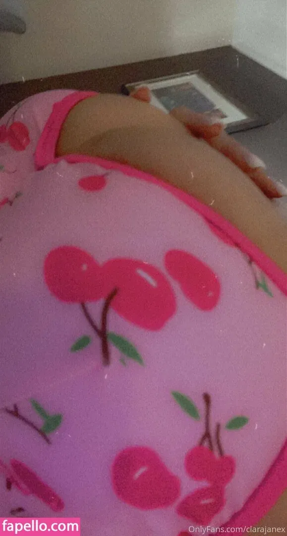 clarajanex Onlyfans Photo Gallery 