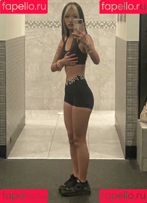 Foreign.bich Onlyfans Photo Gallery 