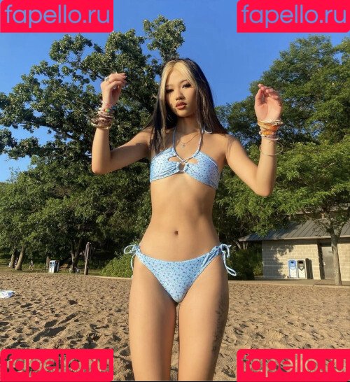 Foreign.bich Onlyfans Photo Gallery 