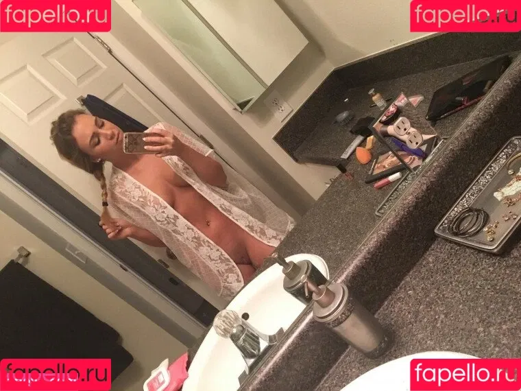 Zoey Taylor Onlyfans Photo Gallery 
