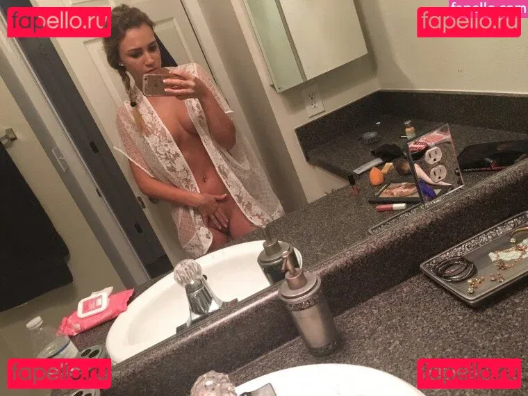 Zoey Taylor Onlyfans Photo Gallery 