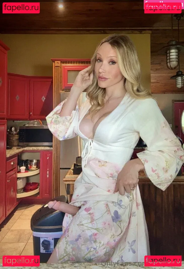 Zoey Taylor Onlyfans Photo Gallery 