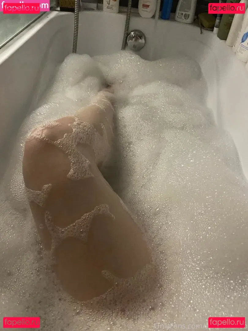 apollona.swan Onlyfans Photo Gallery 