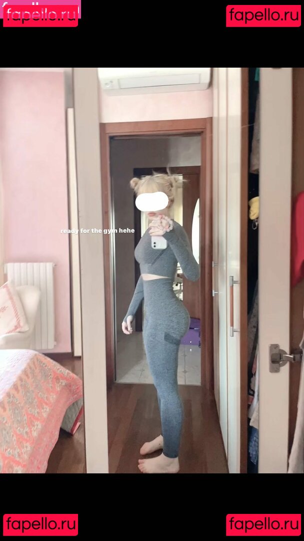 Momosharkk Nude Onlyfans Photo 5