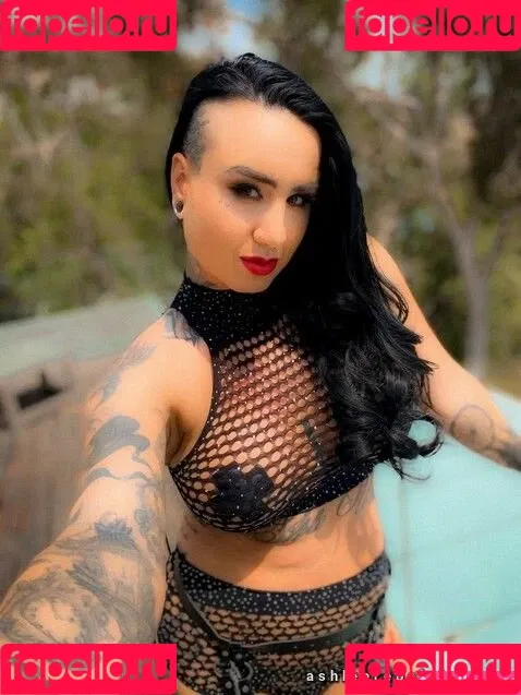 Ashlee Evans-Smith Onlyfans Photo Gallery 