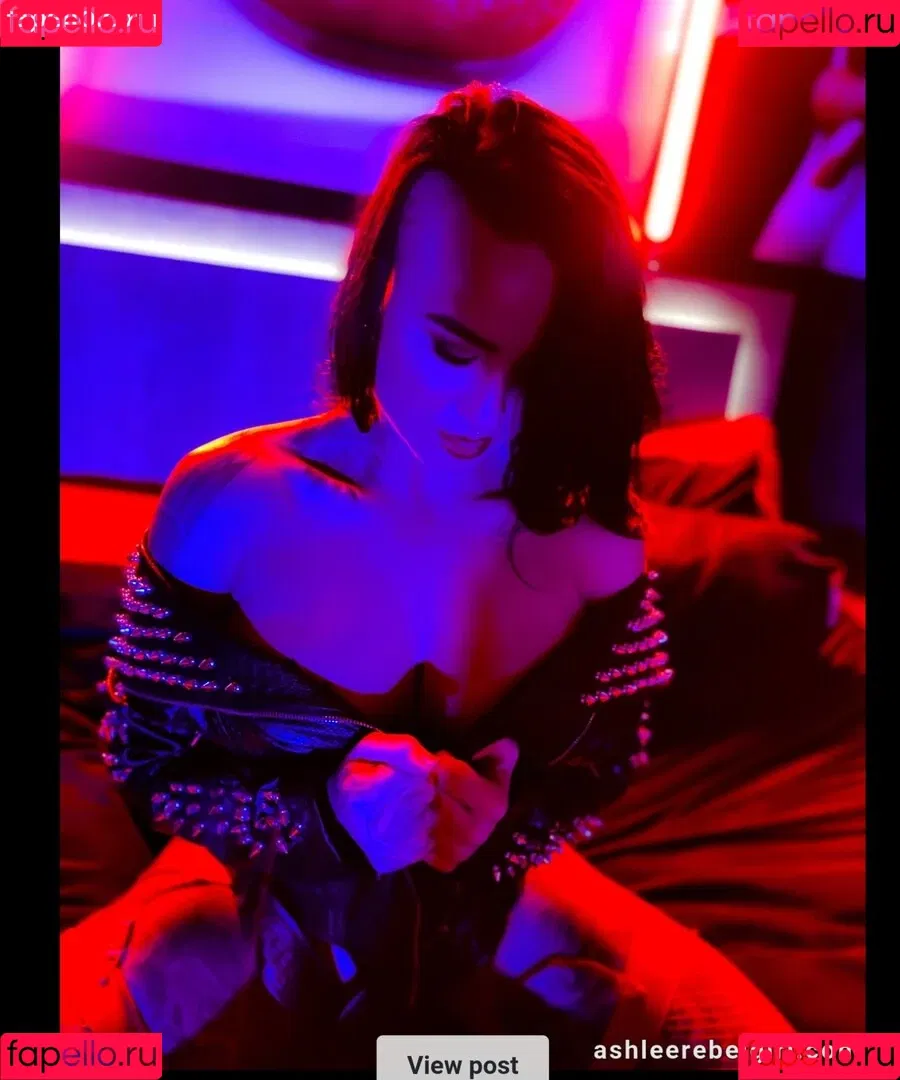 Ashlee Evans-Smith Onlyfans Photo Gallery 