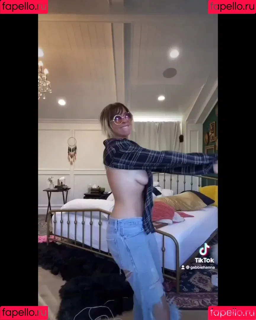 Gabbie Hanna Onlyfans Photo Gallery 