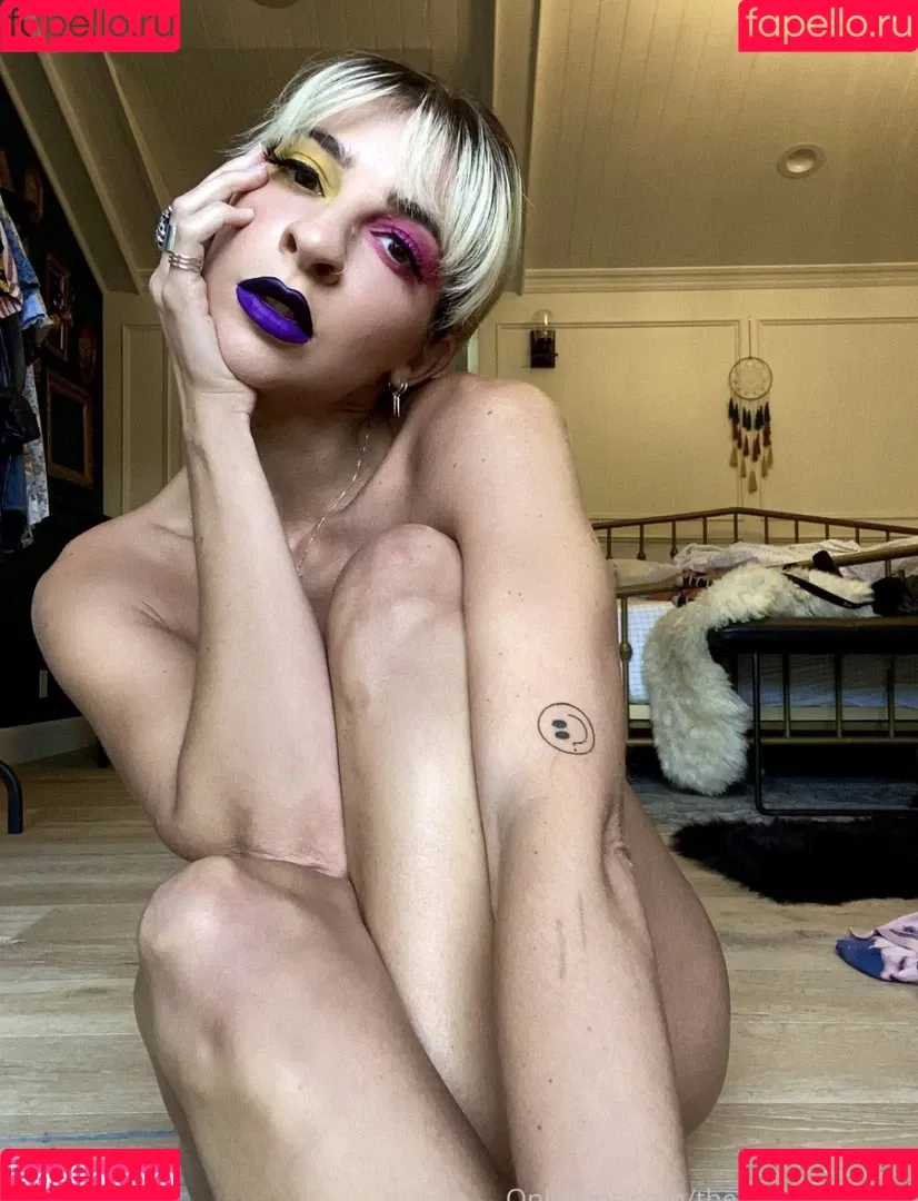 Gabbie Hanna Onlyfans Photo Gallery 