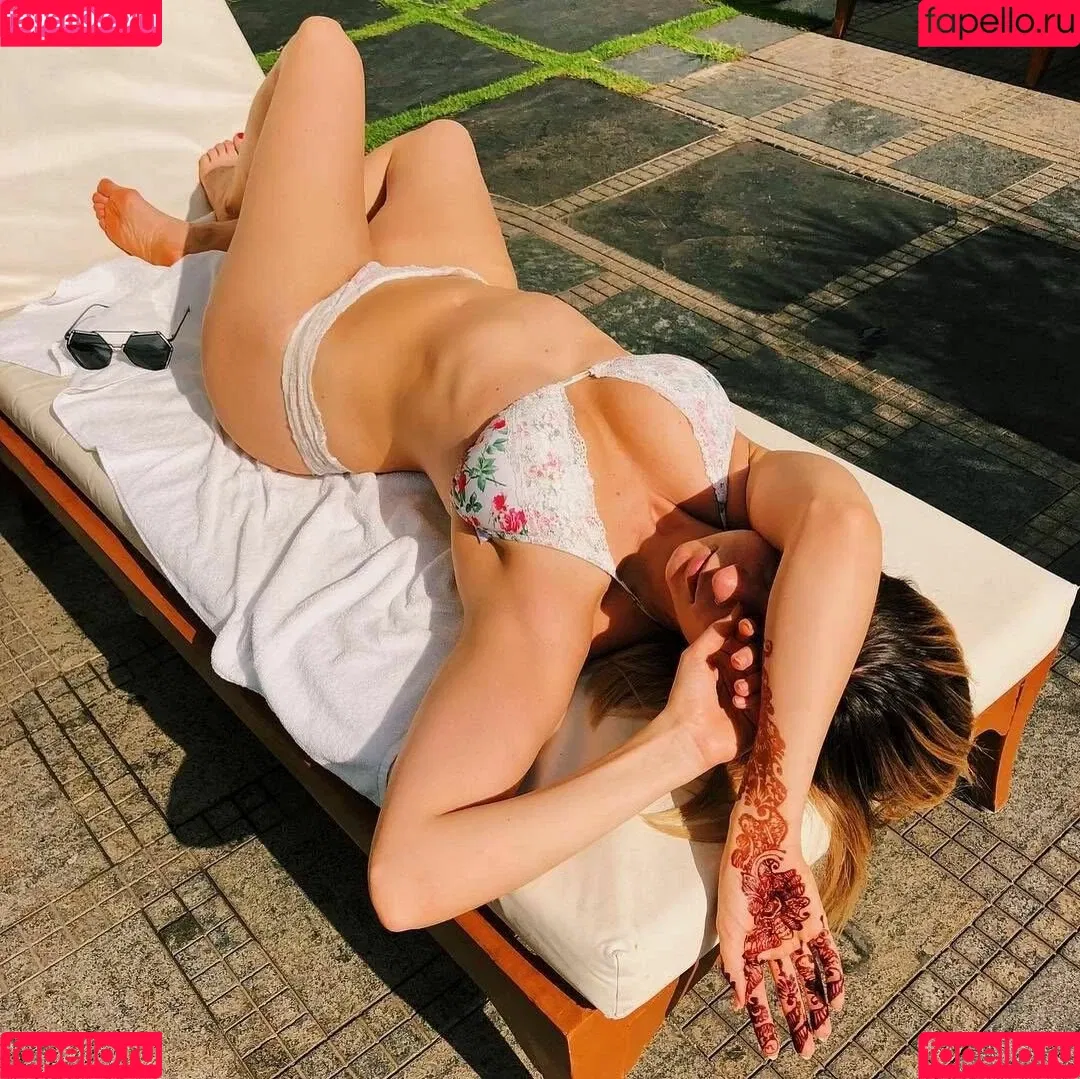 Gabbie Hanna Onlyfans Photo Gallery 