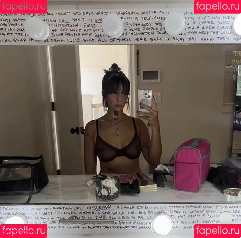 Gabbie Hanna Onlyfans Photo Gallery 