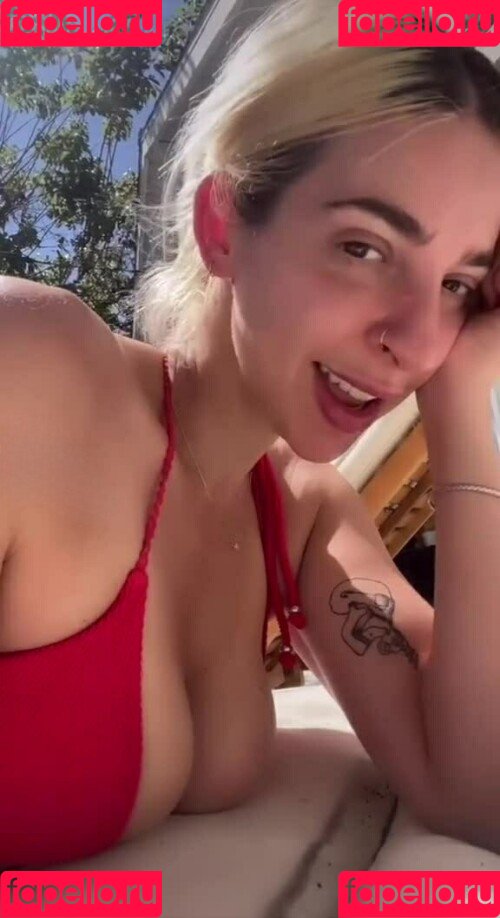 Gabbie Hanna Onlyfans Photo Gallery 