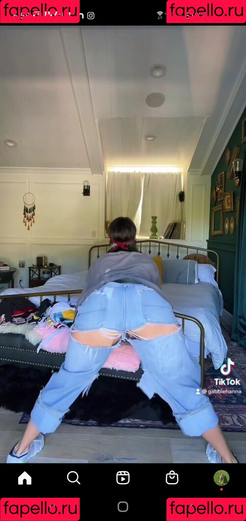 Gabbie Hanna Onlyfans Photo Gallery 