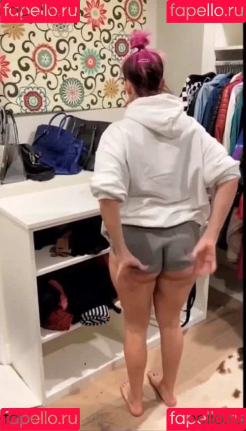 Gabbie Hanna Onlyfans Photo Gallery 