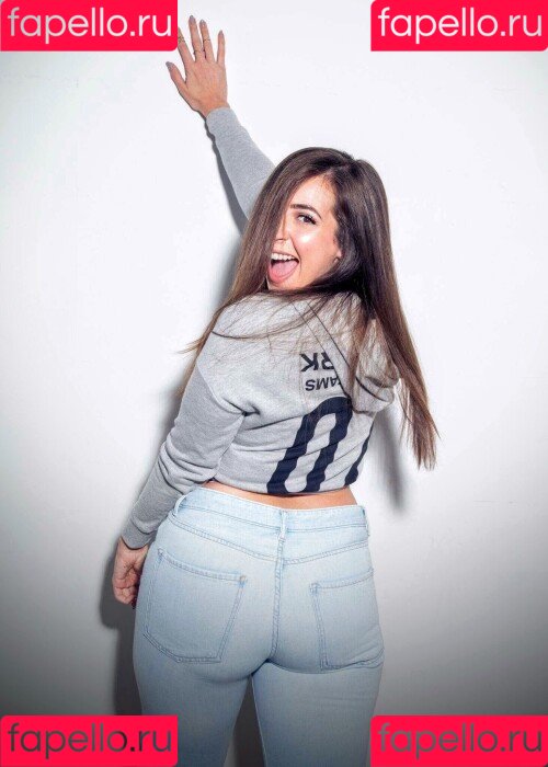 Gabbie Hanna Onlyfans Photo Gallery 