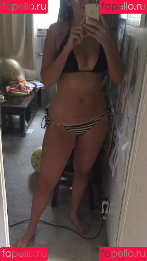 Gabbie Hanna Onlyfans Photo Gallery 