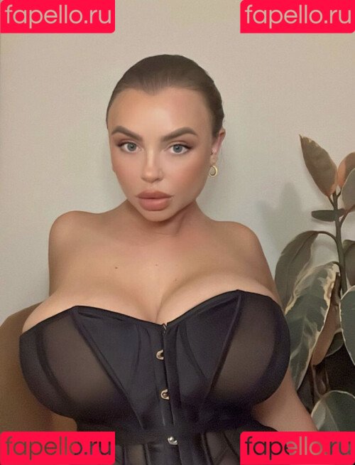 Madison Mclachlan Onlyfans Photo Gallery 