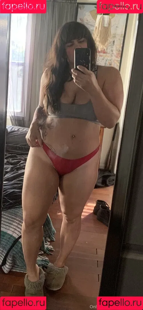 queenofcali Onlyfans Photo Gallery 