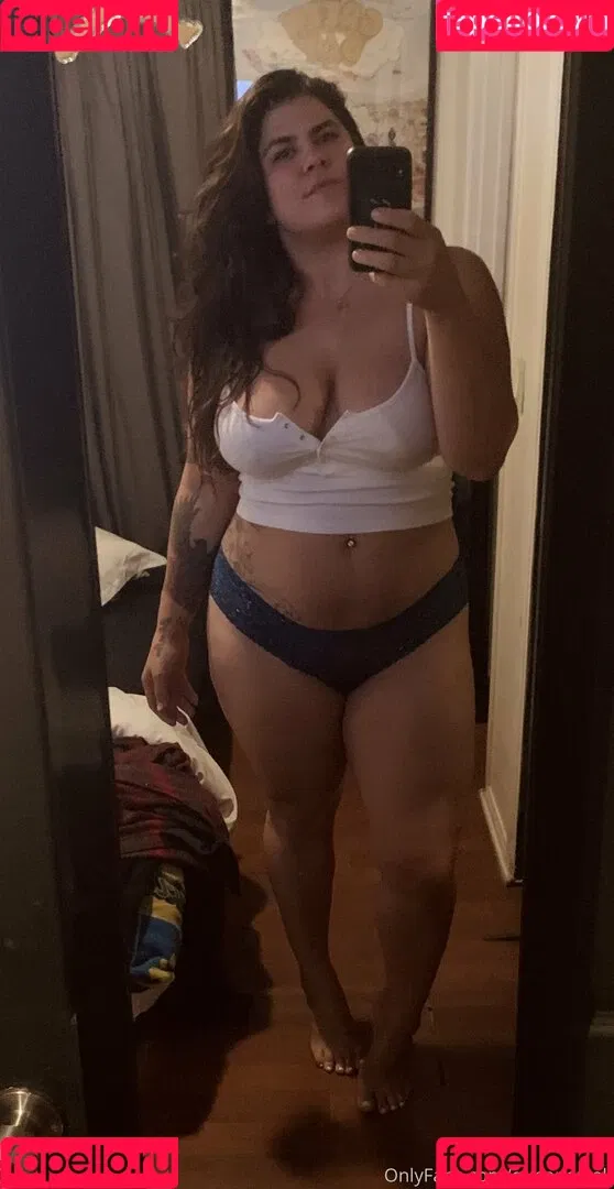 queenofcali Onlyfans Photo Gallery 