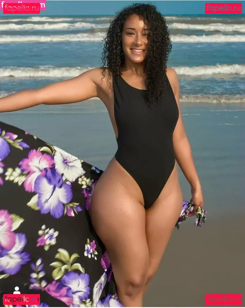 Cleo Cakes Onlyfans Photo Gallery 