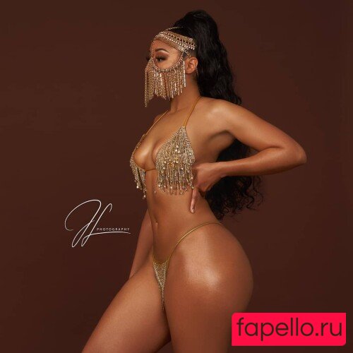 Cleo Cakes Nude Onlyfans Photo 10