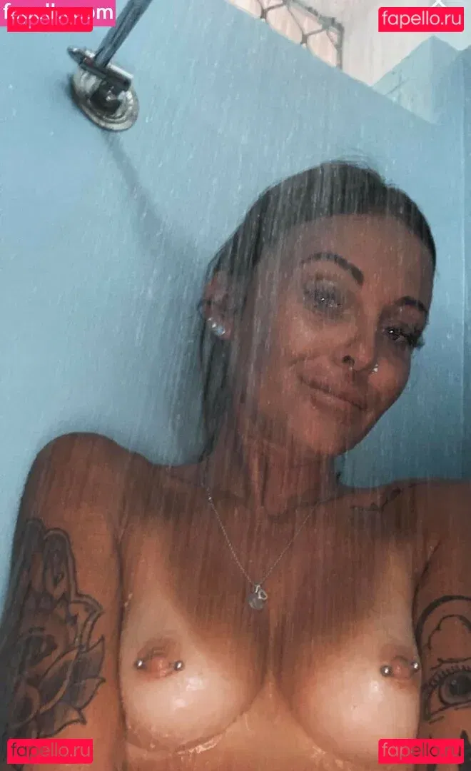 Snowgonewild Onlyfans Photo Gallery 