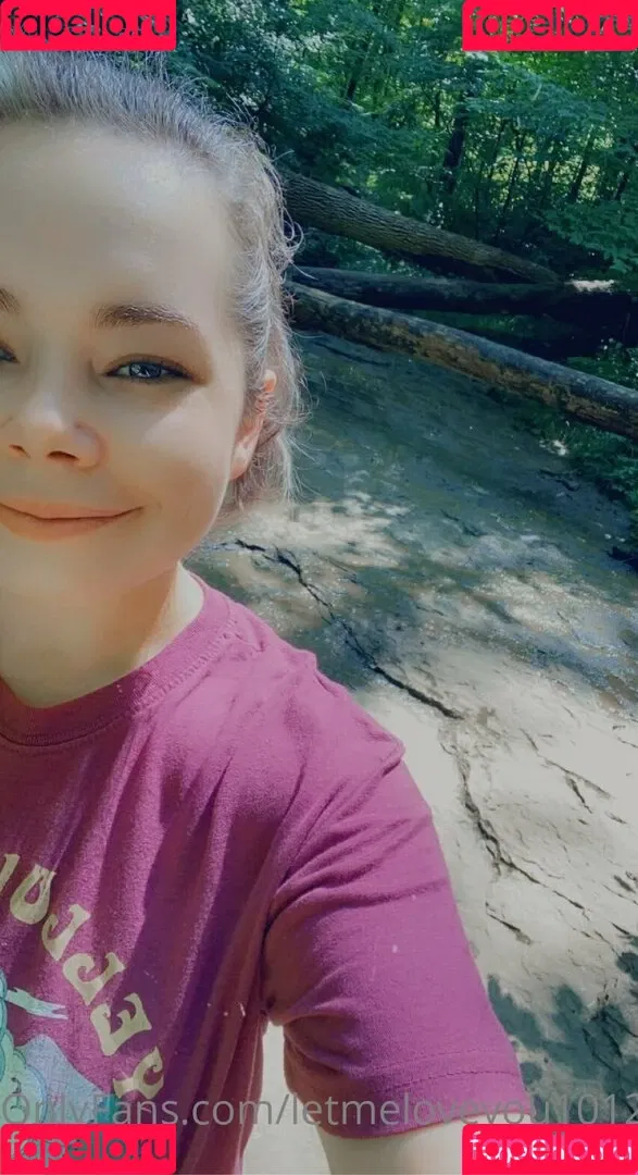 lovegiantess Onlyfans Photo Gallery 