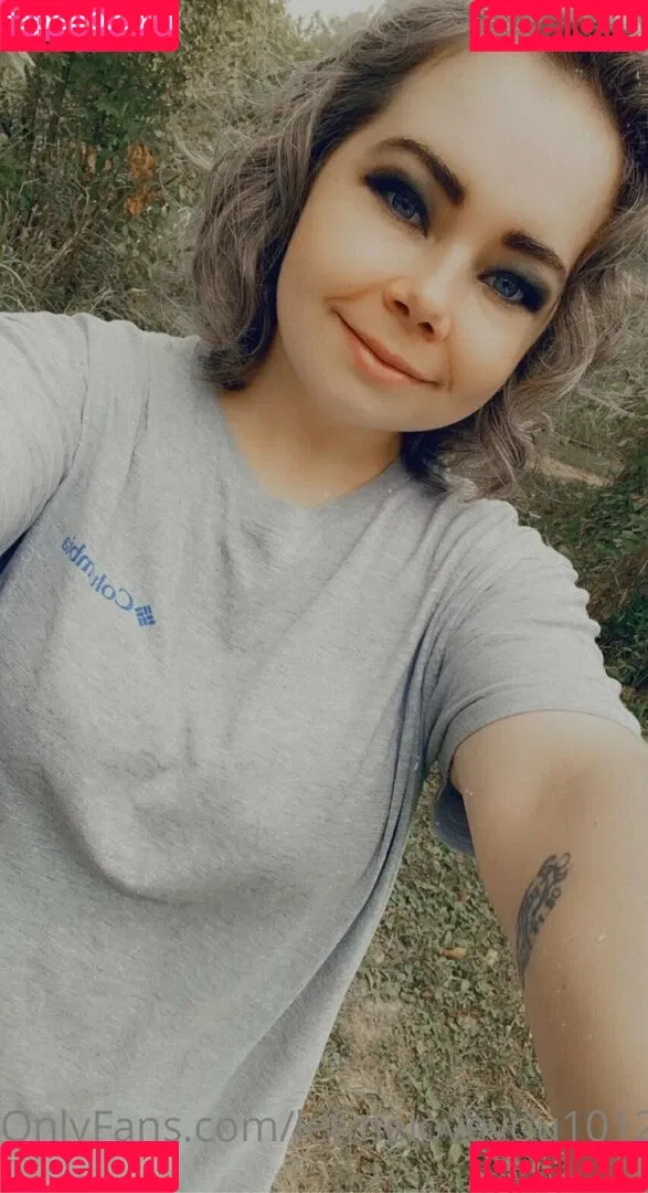 lovegiantess Onlyfans Photo Gallery 