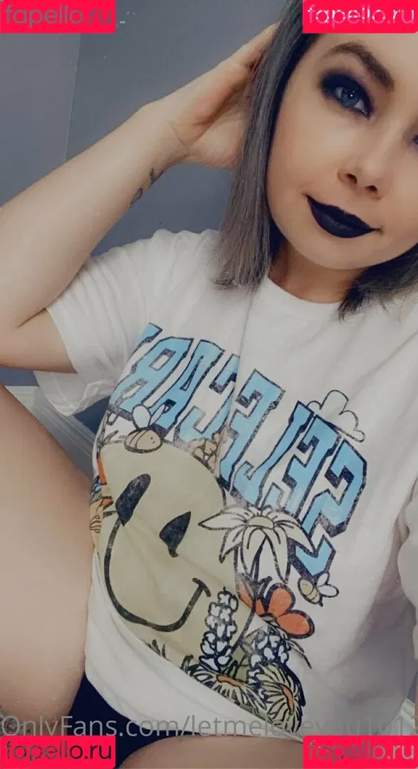 lovegiantess Onlyfans Photo Gallery 