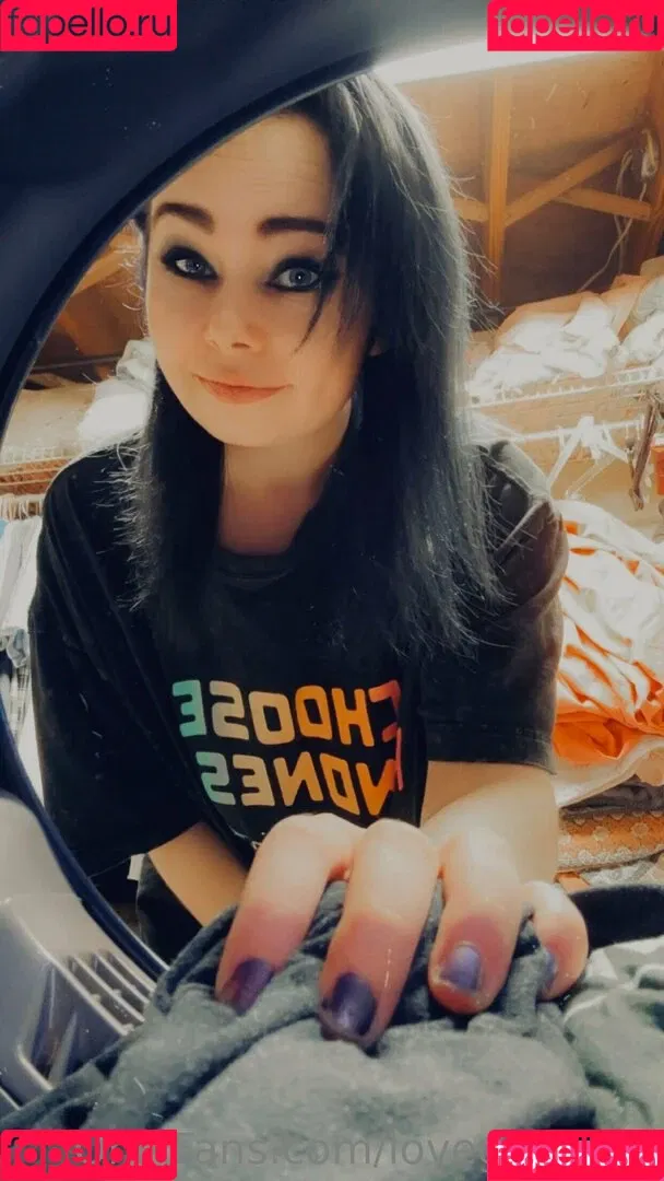 lovegiantess Onlyfans Photo Gallery 
