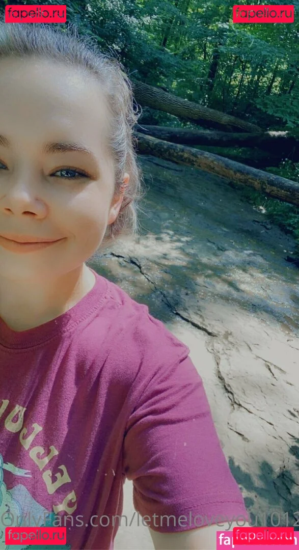 lovegiantess Onlyfans Photo Gallery 