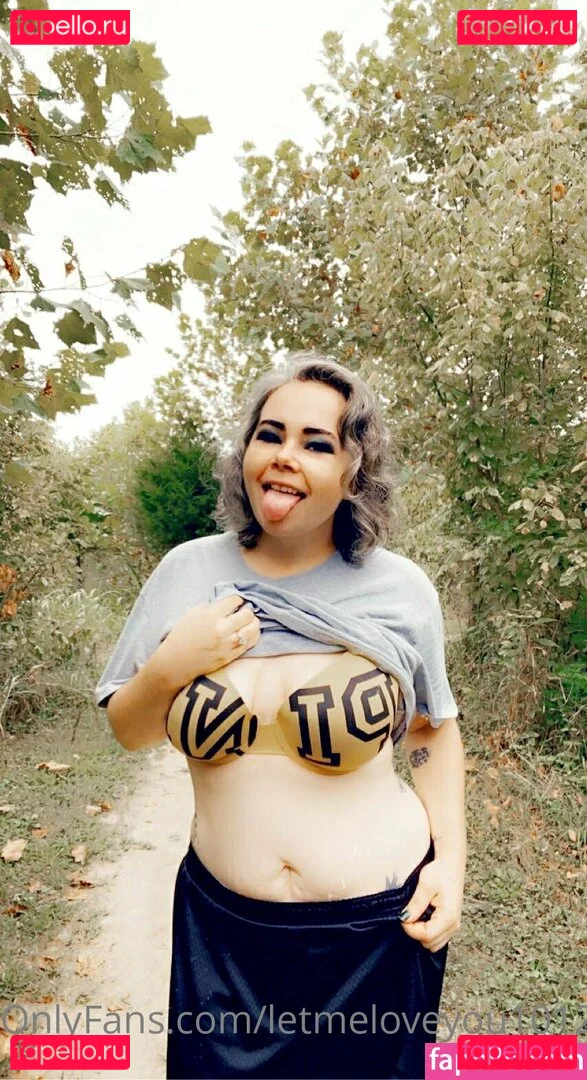 lovegiantess Onlyfans Photo Gallery 