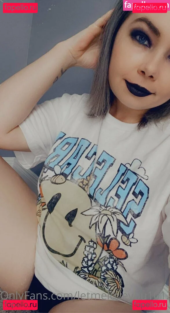 lovegiantess Onlyfans Photo Gallery 