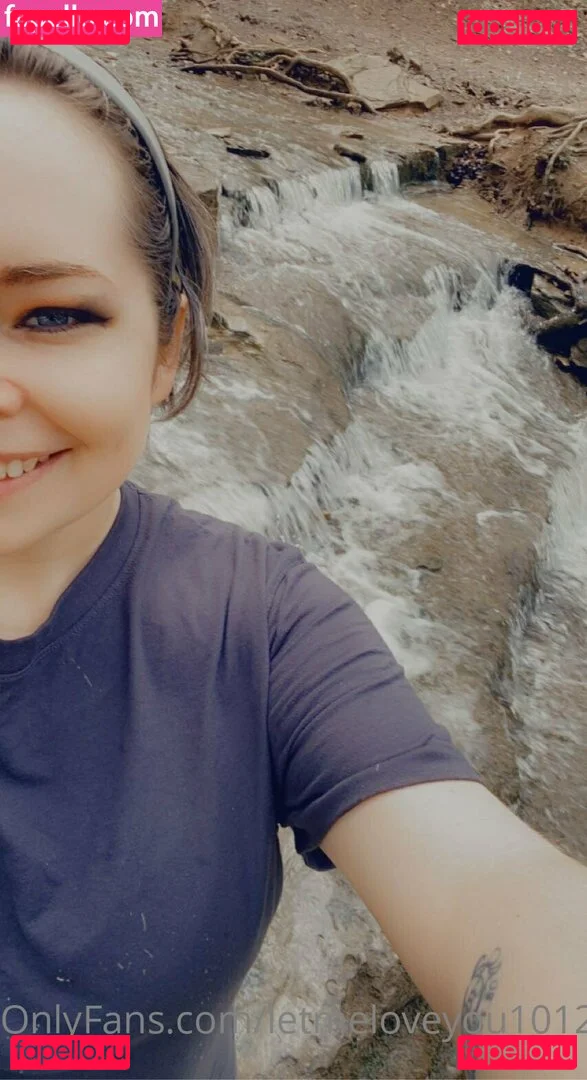 lovegiantess Onlyfans Photo Gallery 