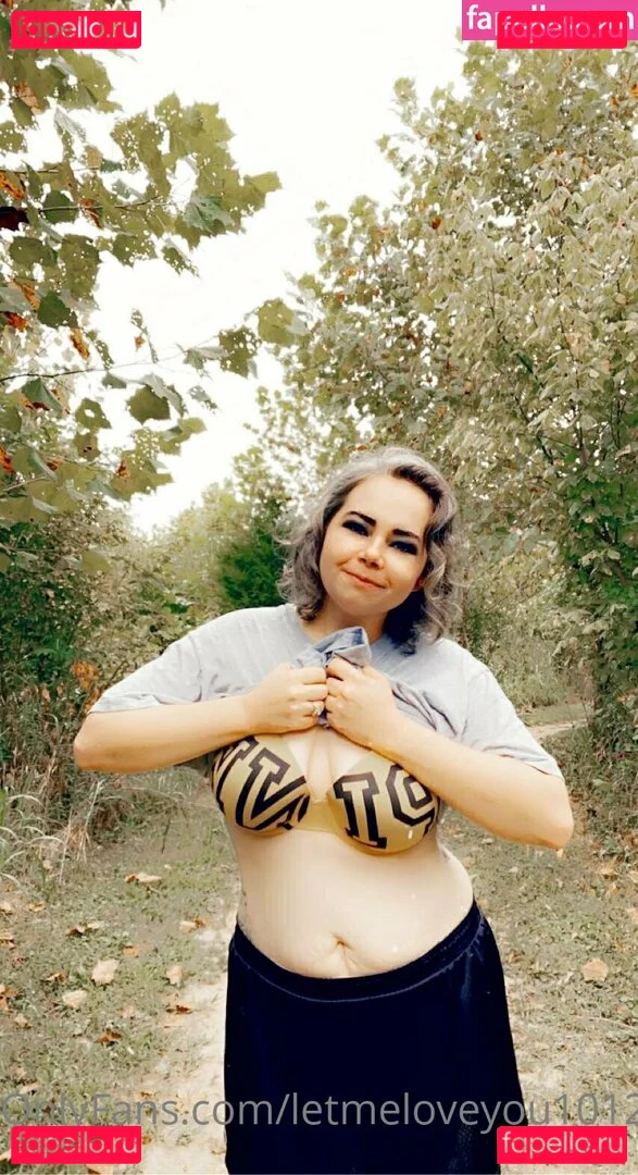 lovegiantess Onlyfans Photo Gallery 