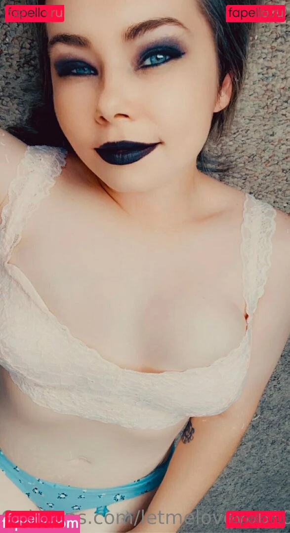 lovegiantess Onlyfans Photo Gallery 