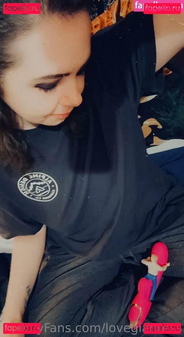 lovegiantess Onlyfans Photo Gallery 