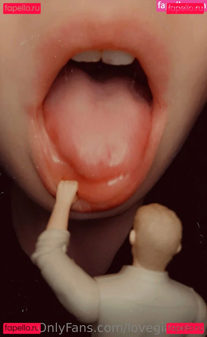 lovegiantess Onlyfans Photo Gallery 