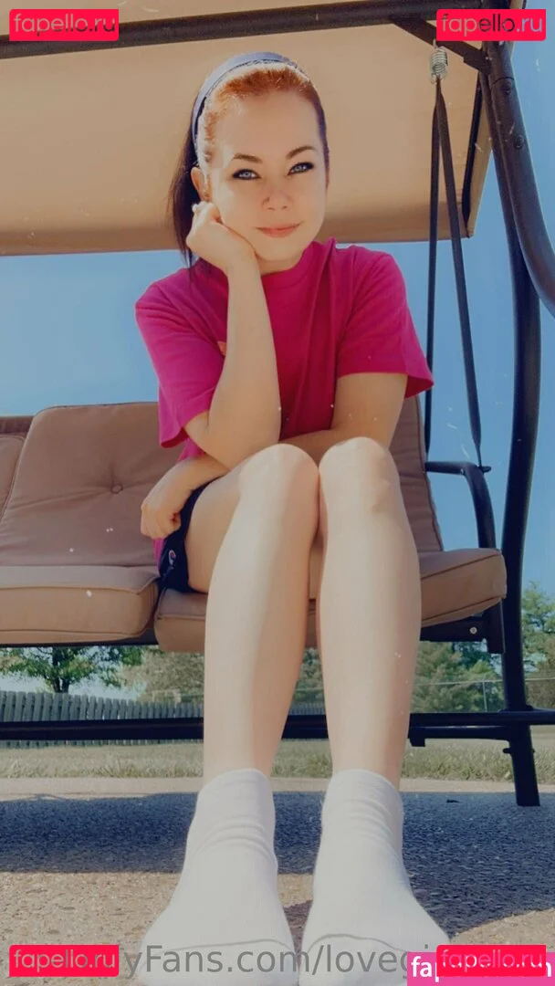 lovegiantess Onlyfans Photo Gallery 