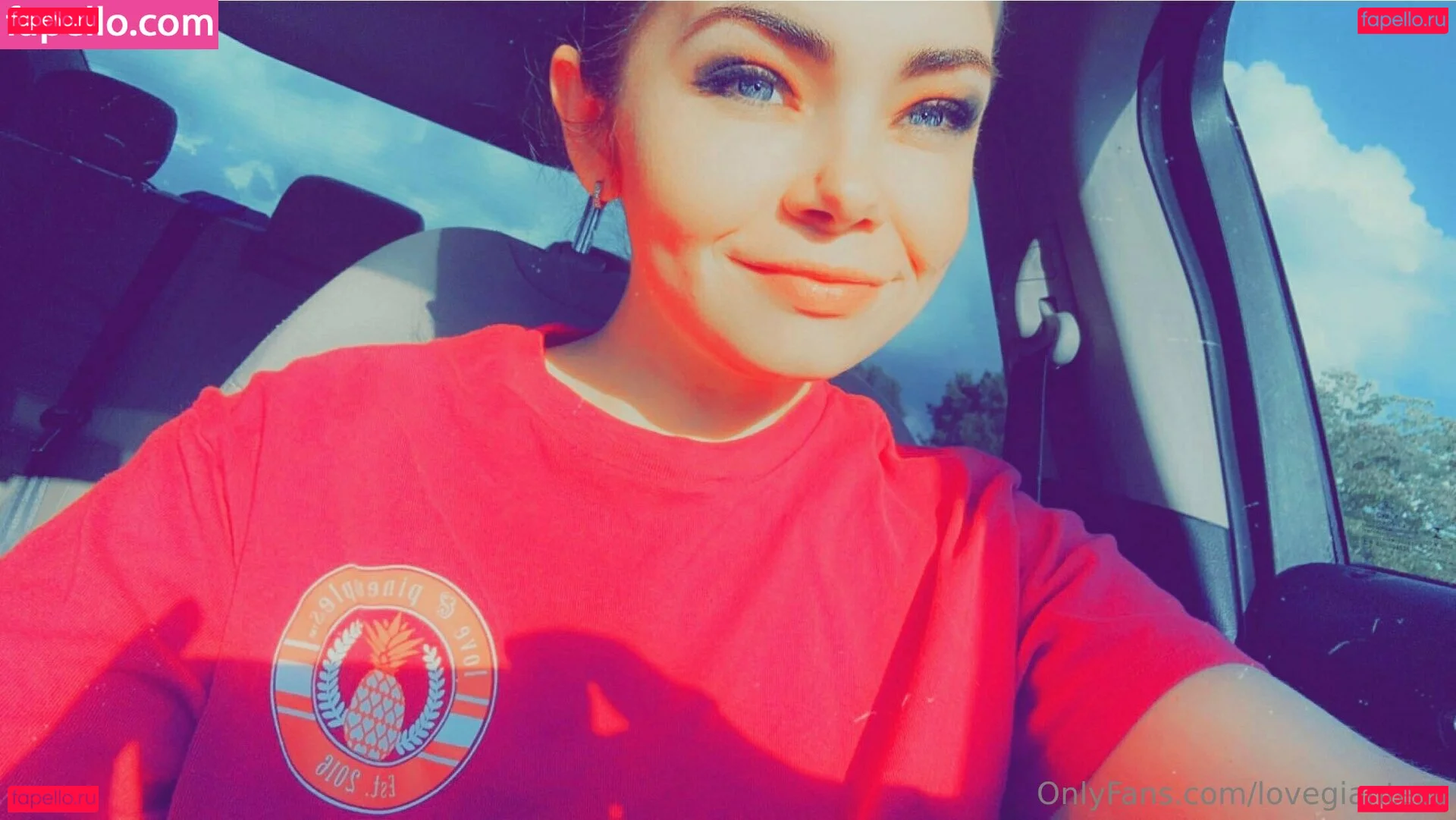 lovegiantess Onlyfans Photo Gallery 