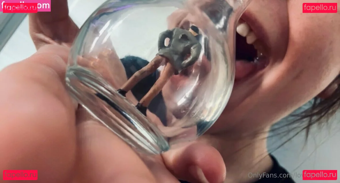 lovegiantess Onlyfans Photo Gallery 