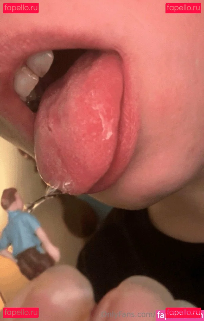 lovegiantess Onlyfans Photo Gallery 