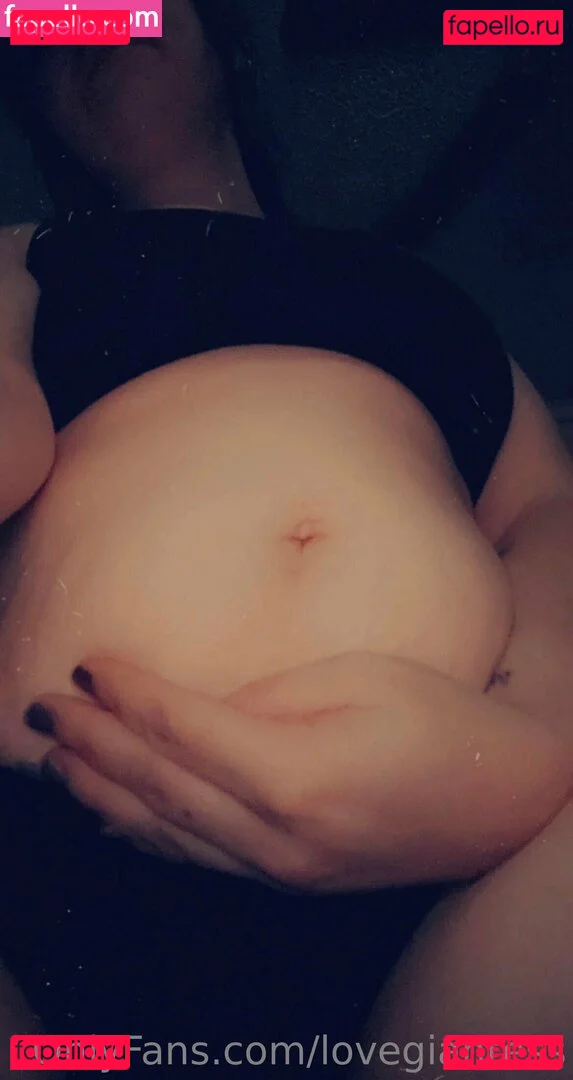 lovegiantess Onlyfans Photo Gallery 