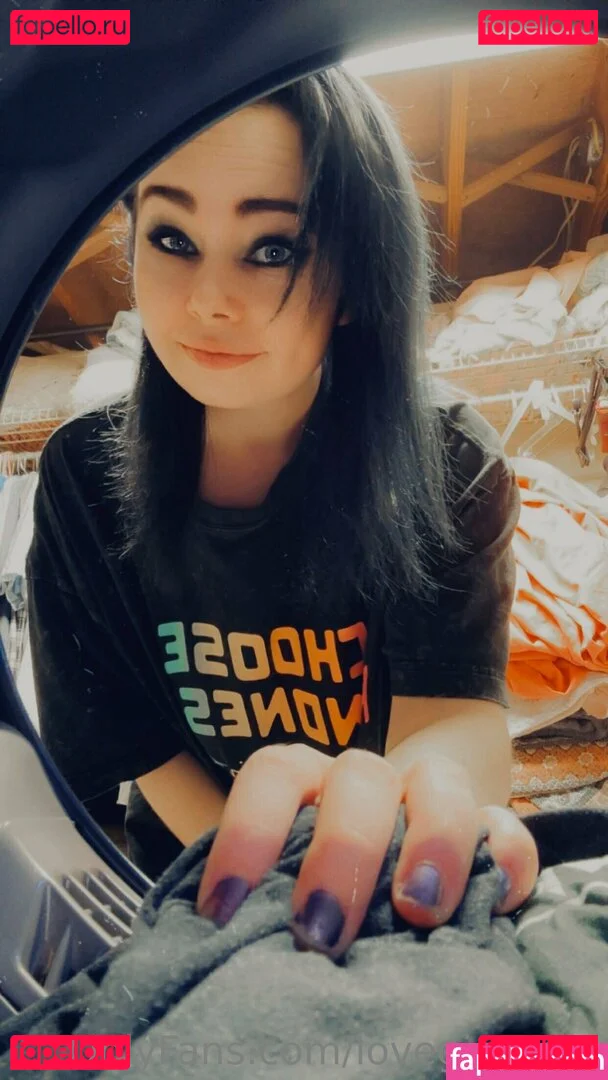 lovegiantess Onlyfans Photo Gallery 