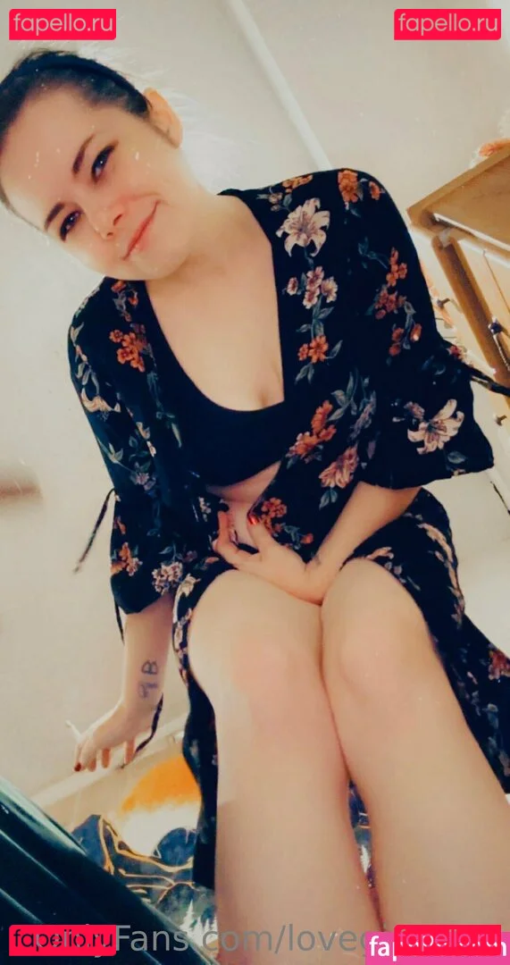 lovegiantess Onlyfans Photo Gallery 